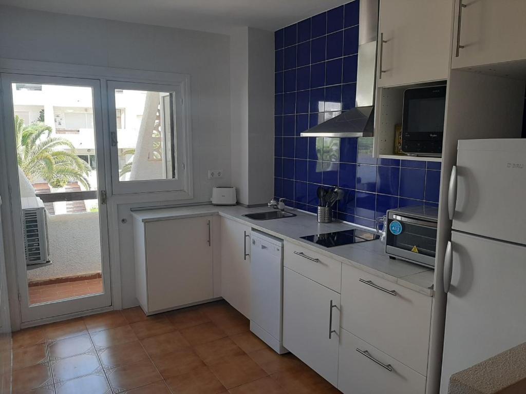 Apartamentos Turisticos Puerto Tomas Maestre Ла-Манга-дель-Мар-Менор Экстерьер фото