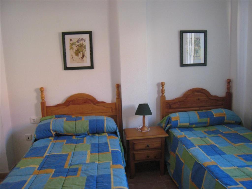 Apartamentos Turisticos Puerto Tomas Maestre Ла-Манга-дель-Мар-Менор Экстерьер фото