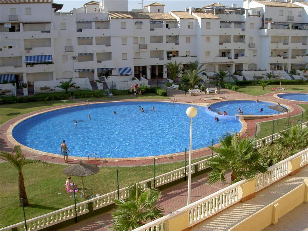 Apartamentos Turisticos Puerto Tomas Maestre Ла-Манга-дель-Мар-Менор Экстерьер фото