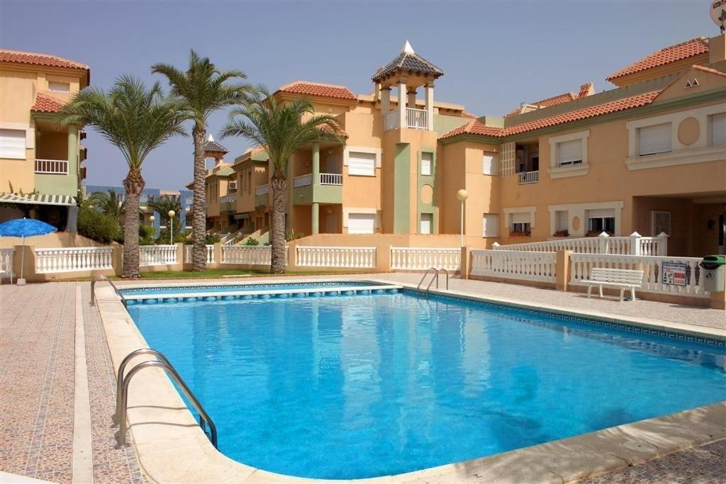 Apartamentos Turisticos Puerto Tomas Maestre Ла-Манга-дель-Мар-Менор Экстерьер фото